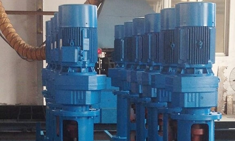 R系列减速机应用在搅拌机